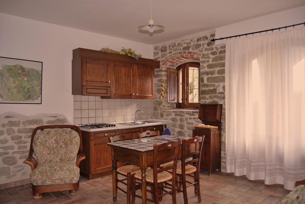 Casale Degli Ulivi Villa Gualdo Tadino Ruang foto
