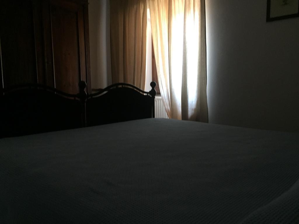 Casale Degli Ulivi Villa Gualdo Tadino Bagian luar foto