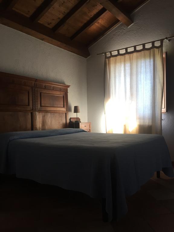 Casale Degli Ulivi Villa Gualdo Tadino Bagian luar foto